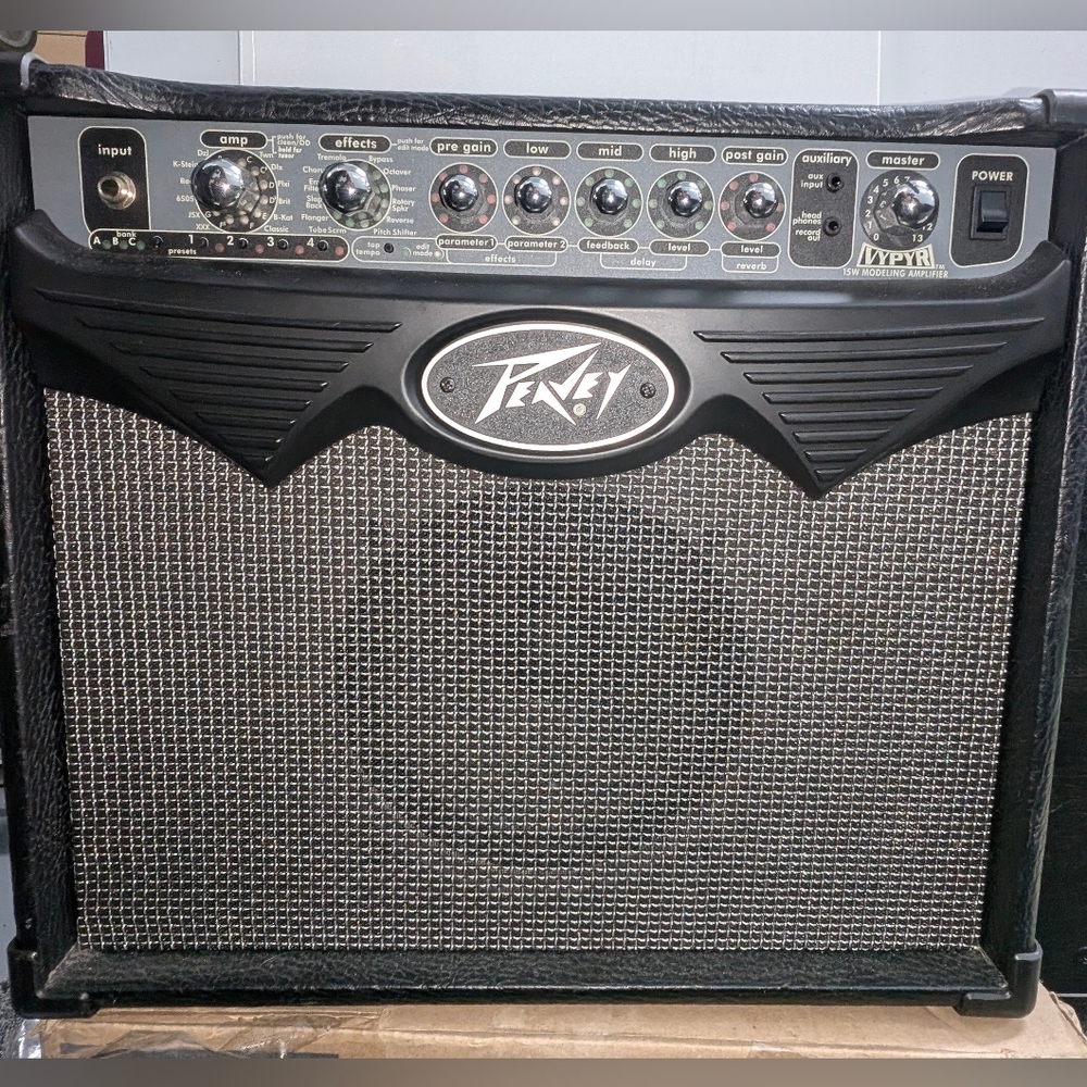 Peavey Guitar Amplifier 15W